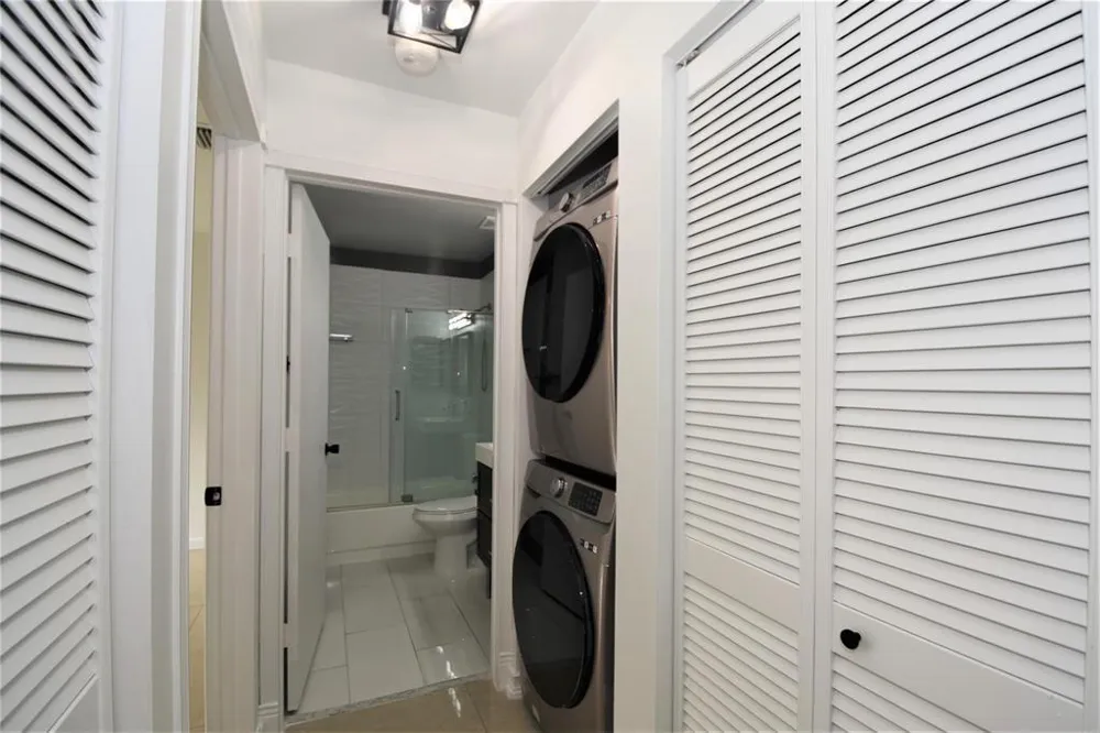 514 WOODGATE CIRCLE #C Sunrise, FL 33326