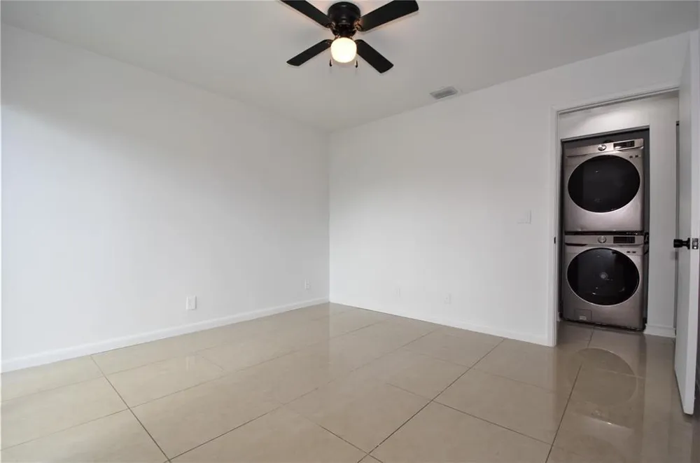 514 WOODGATE CIRCLE #C Sunrise, FL 33326