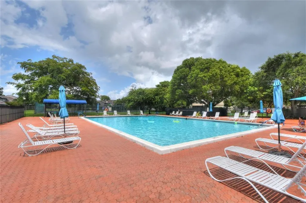 514 WOODGATE CIRCLE #C Sunrise, FL 33326