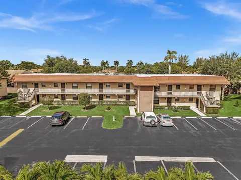 21904 LAKE FOREST CIRCLE #202