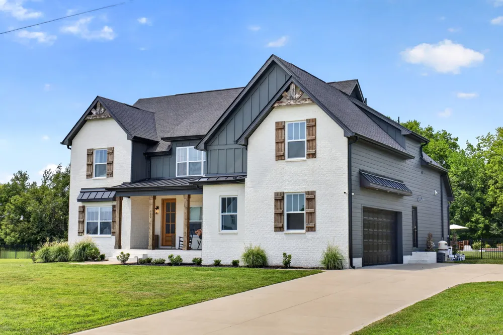 132 Sarah Frances Ct Clarksville, TN 37043