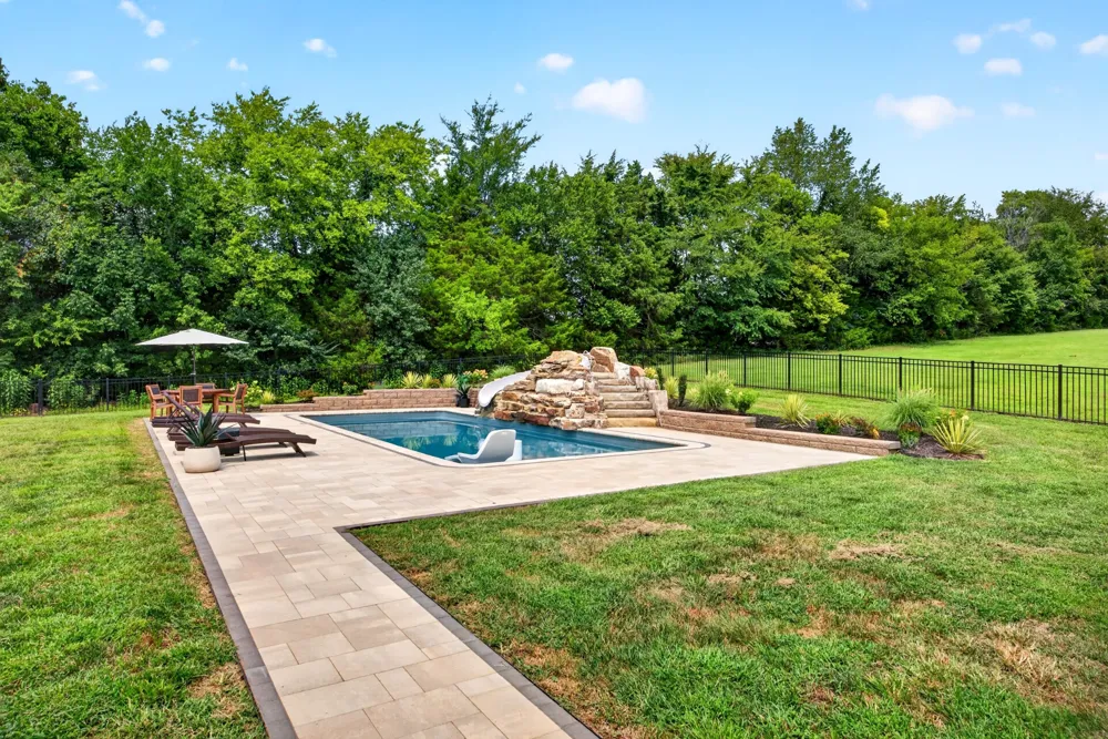 132 Sarah Frances Ct Clarksville, TN 37043