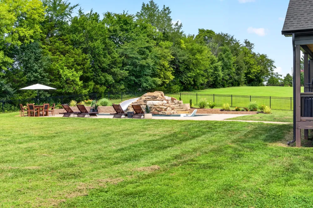 132 Sarah Frances Ct Clarksville, TN 37043
