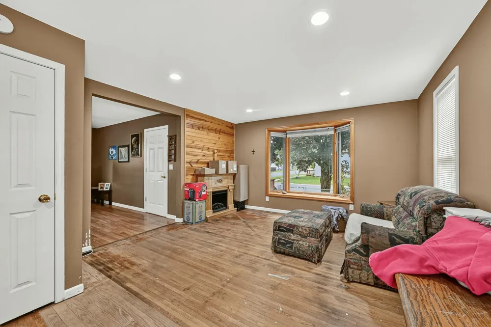 300 Irvin Street West Concord, MN 55985