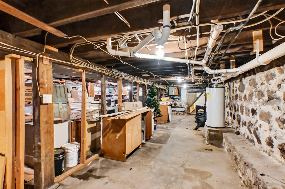 22 E Main Street Osakis, MN 56360
