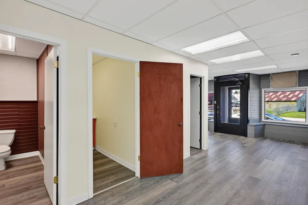 22 E Main Street Osakis, MN 56360