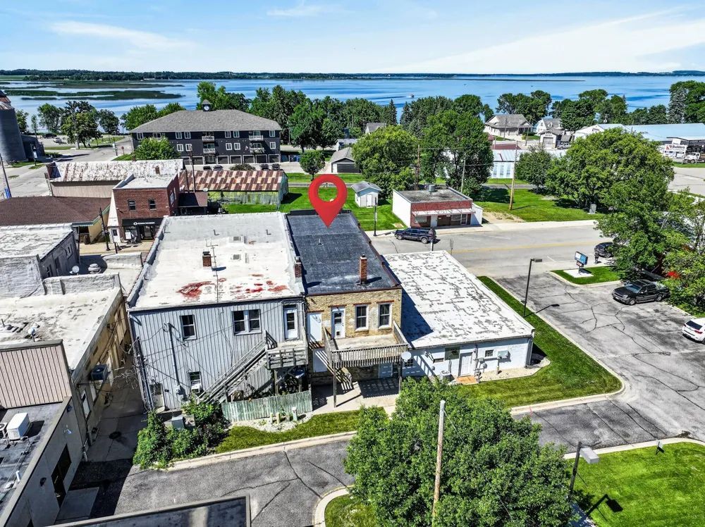 22 E Main Street Osakis, MN 56360