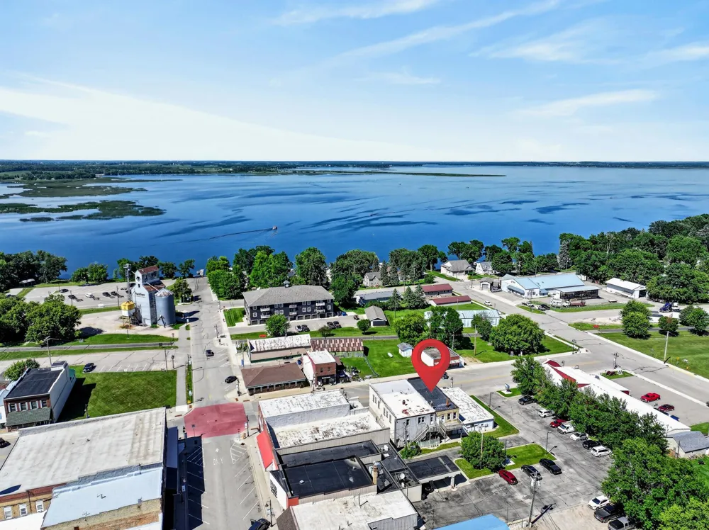 22 E Main Street Osakis, MN 56360