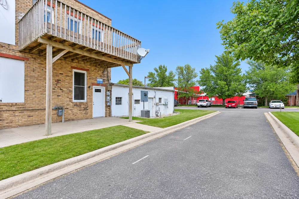 22 E Main Street Osakis, MN 56360