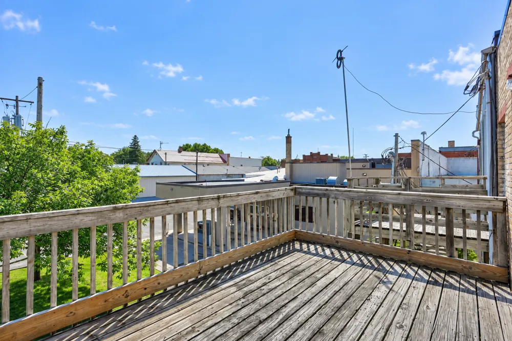 22 E Main Street Osakis, MN 56360