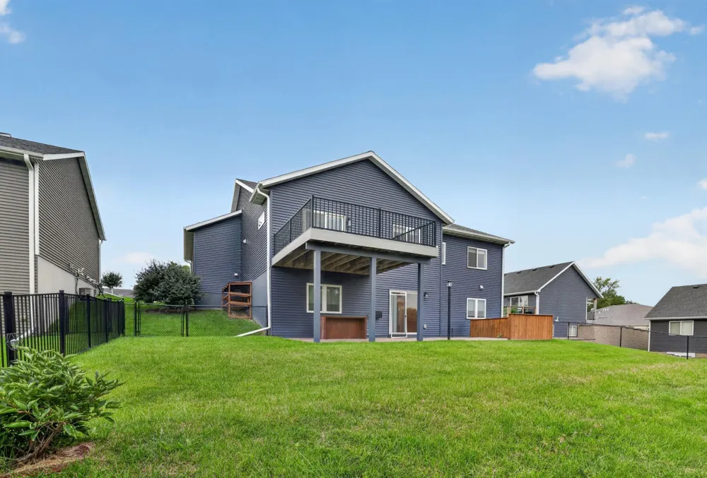 3407 Lakeridge Place NW Rochester, MN 55901