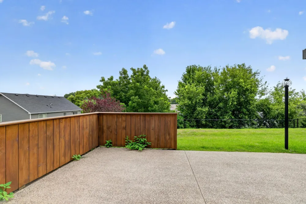 3407 Lakeridge Place NW Rochester, MN 55901