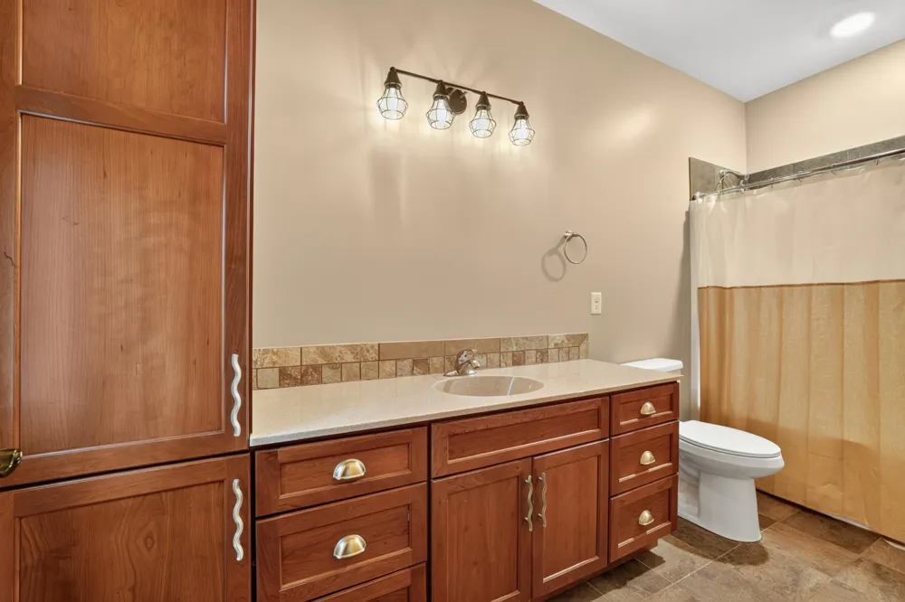 3407 Lakeridge Place NW Rochester, MN 55901