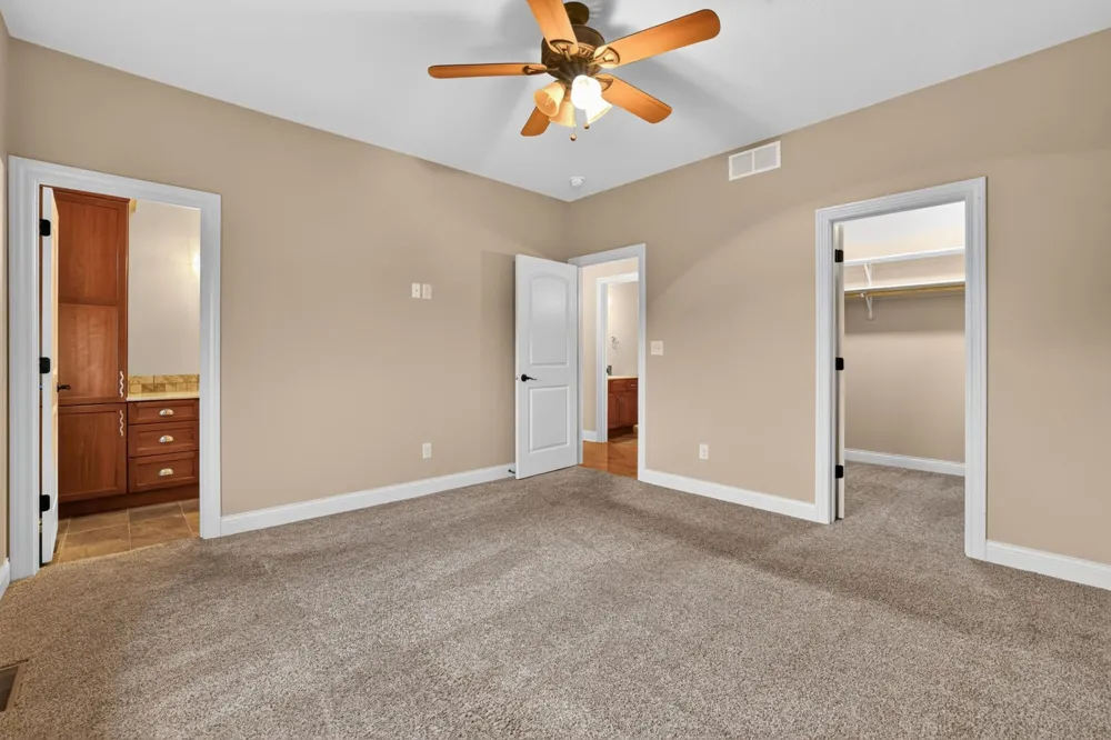 3407 Lakeridge Place NW Rochester, MN 55901