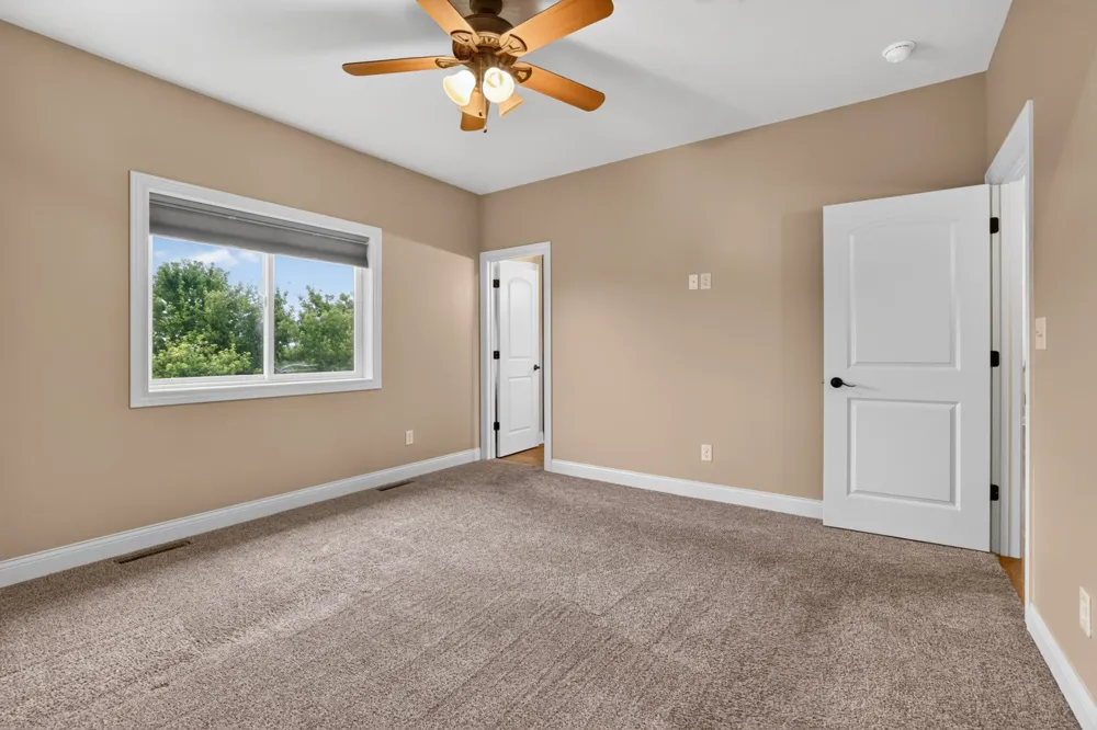 3407 Lakeridge Place NW Rochester, MN 55901