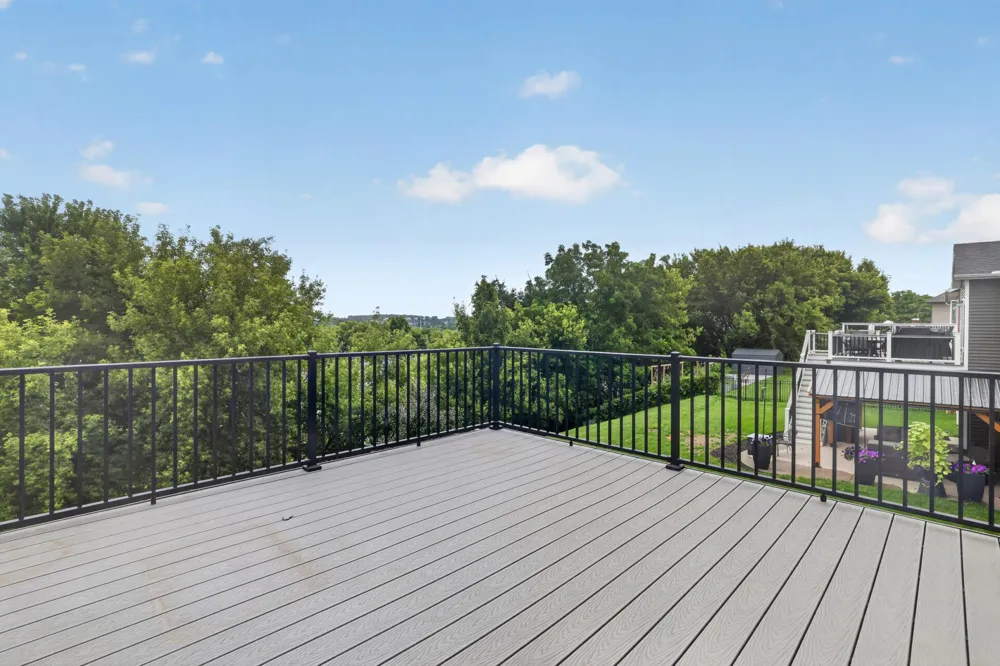 3407 Lakeridge Place NW Rochester, MN 55901