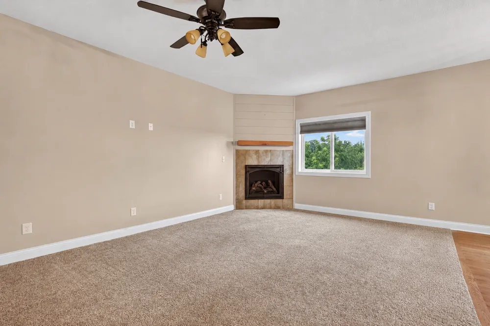 3407 Lakeridge Place NW Rochester, MN 55901
