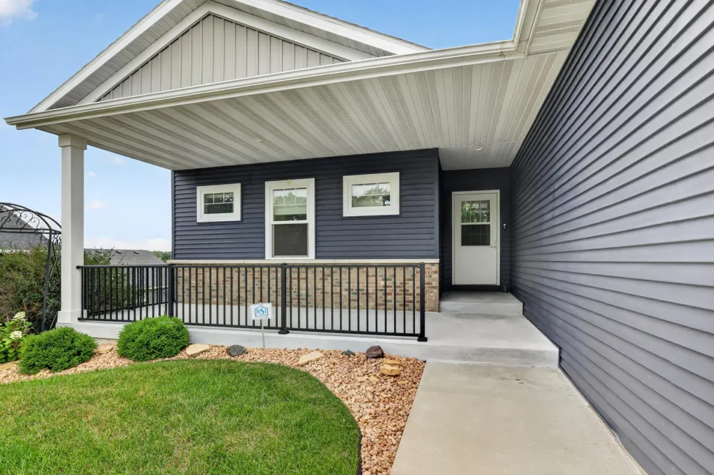 3407 Lakeridge Place NW Rochester, MN 55901