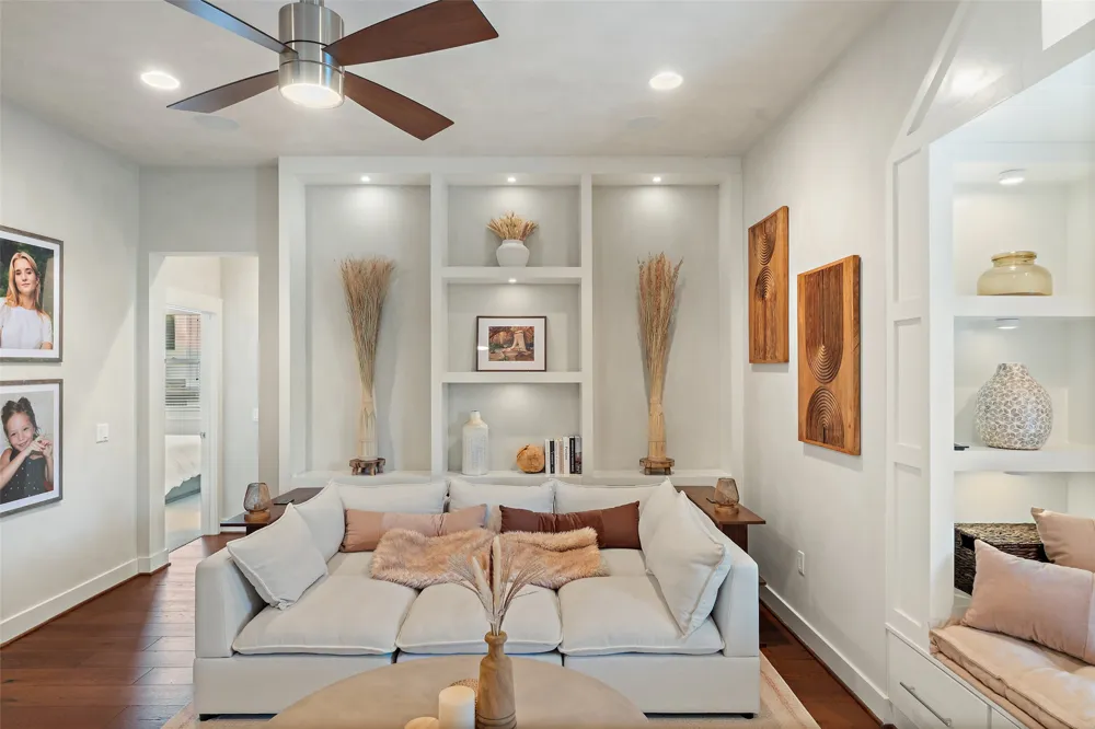 1002 Meriden Lane Austin, TX 78703