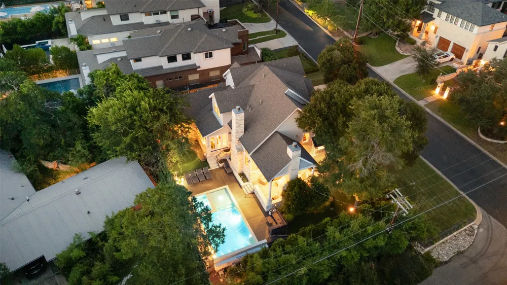 1002 Meriden Lane Austin, TX 78703
