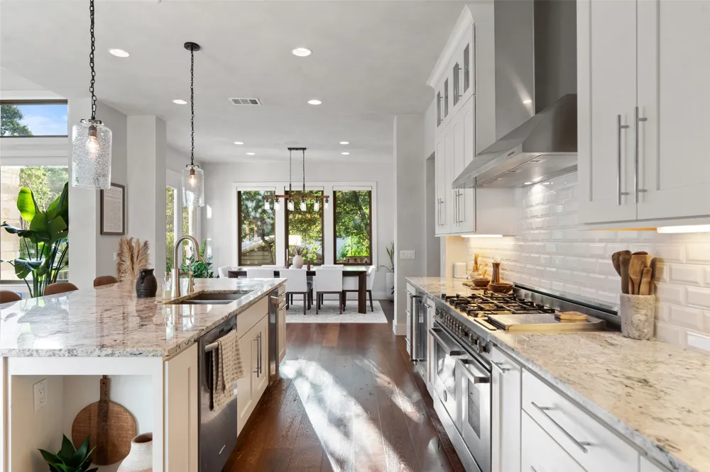 1002 Meriden Lane Austin, TX 78703