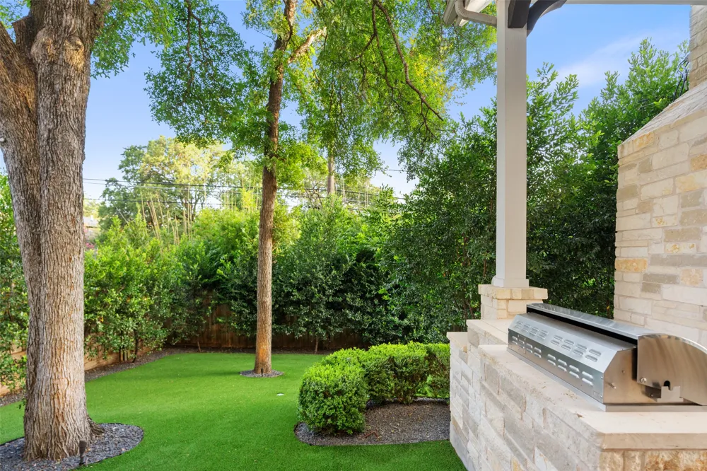 1002 Meriden Lane Austin, TX 78703