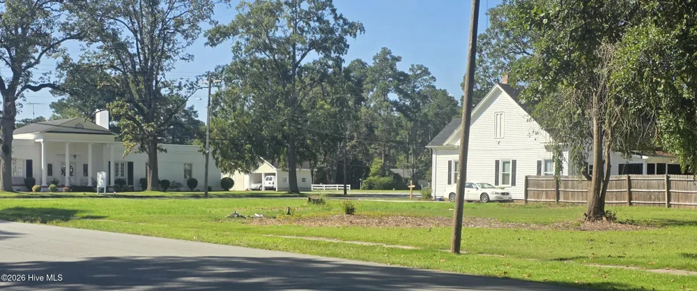 107 Broad Street Roseboro, NC 28382