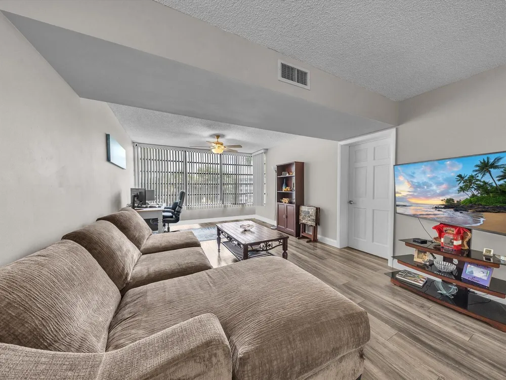 1701 Whitehall Drive #302 Davie, FL 33324