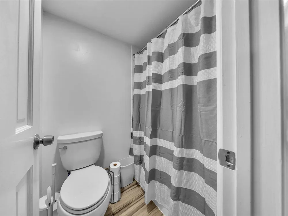 1701 Whitehall Drive #302 Davie, FL 33324