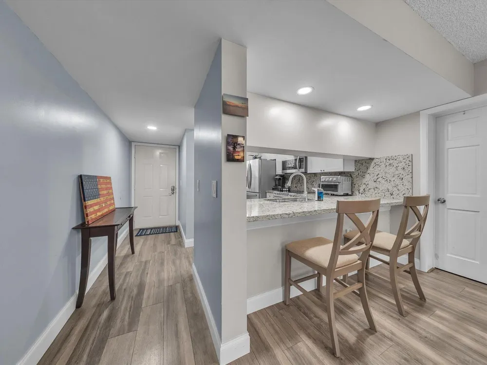 1701 Whitehall Drive #302 Davie, FL 33324