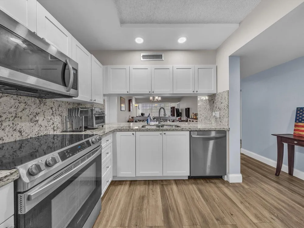 1701 Whitehall Drive #302 Davie, FL 33324