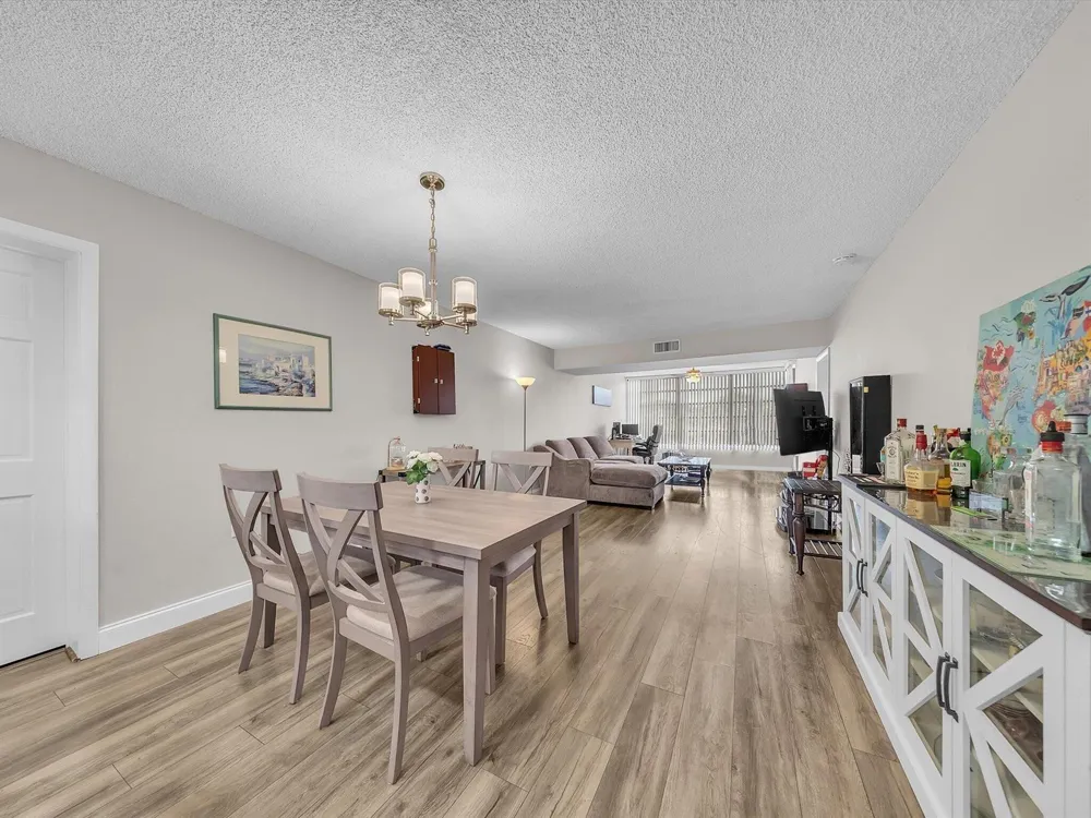 1701 Whitehall Drive #302 Davie, FL 33324
