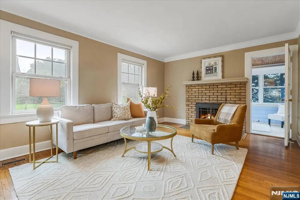 44 Dodd Street Montclair, NJ 07042