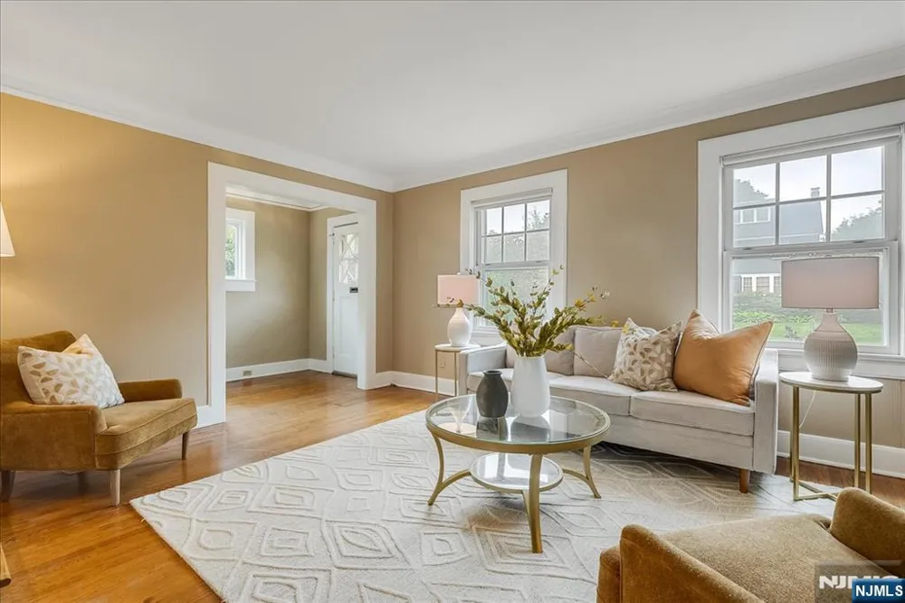 44 Dodd Street Montclair, NJ 07042