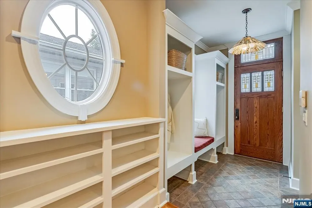 44 Dodd Street Montclair, NJ 07042