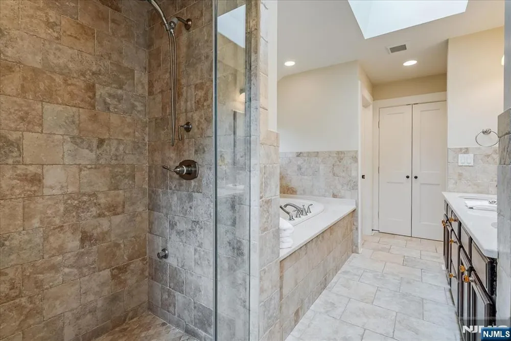 44 Dodd Street Montclair, NJ 07042