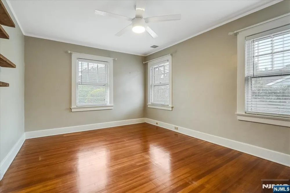 44 Dodd Street Montclair, NJ 07042