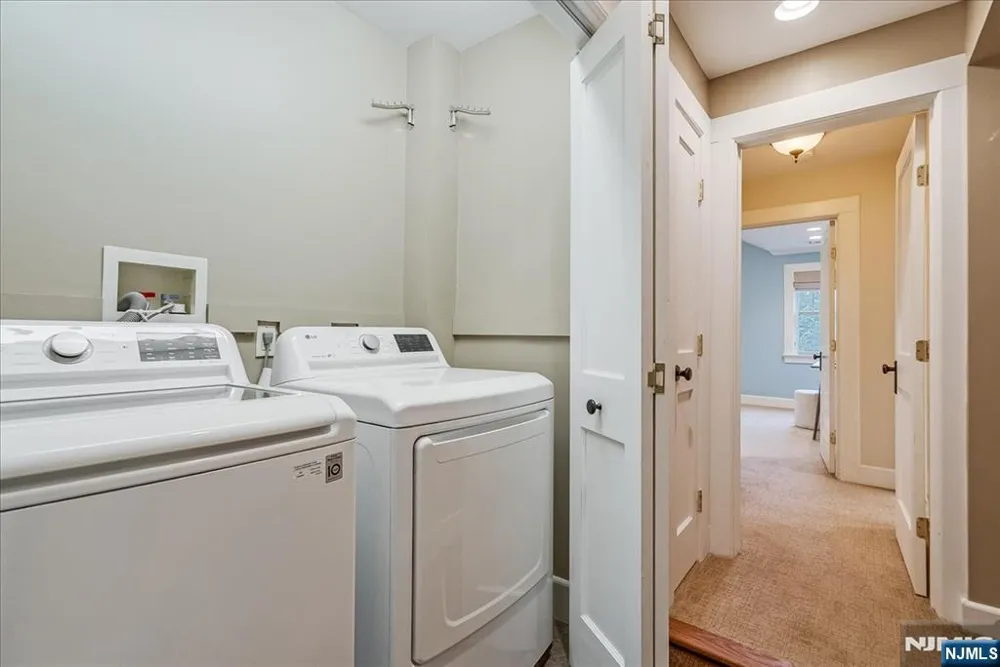 44 Dodd Street Montclair, NJ 07042