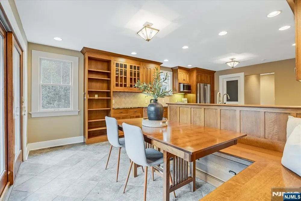 44 Dodd Street Montclair, NJ 07042