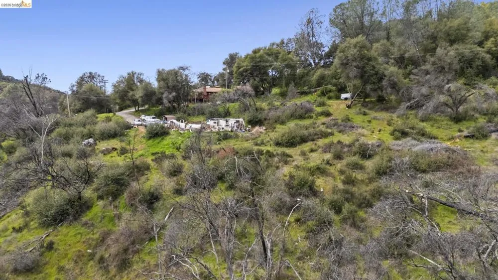 11310 Mckibbin Dr Jamestown, CA 95327