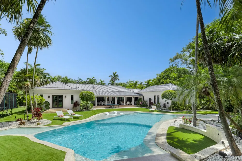7101 SW 66th St Miami, FL 33143