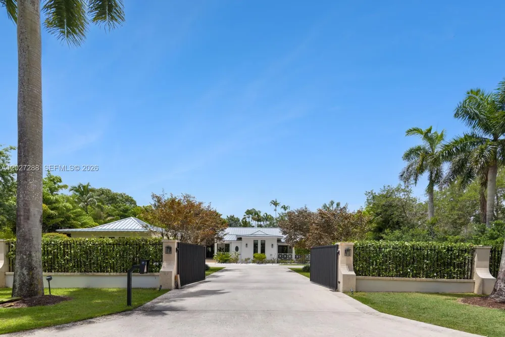7101 SW 66th St Miami, FL 33143