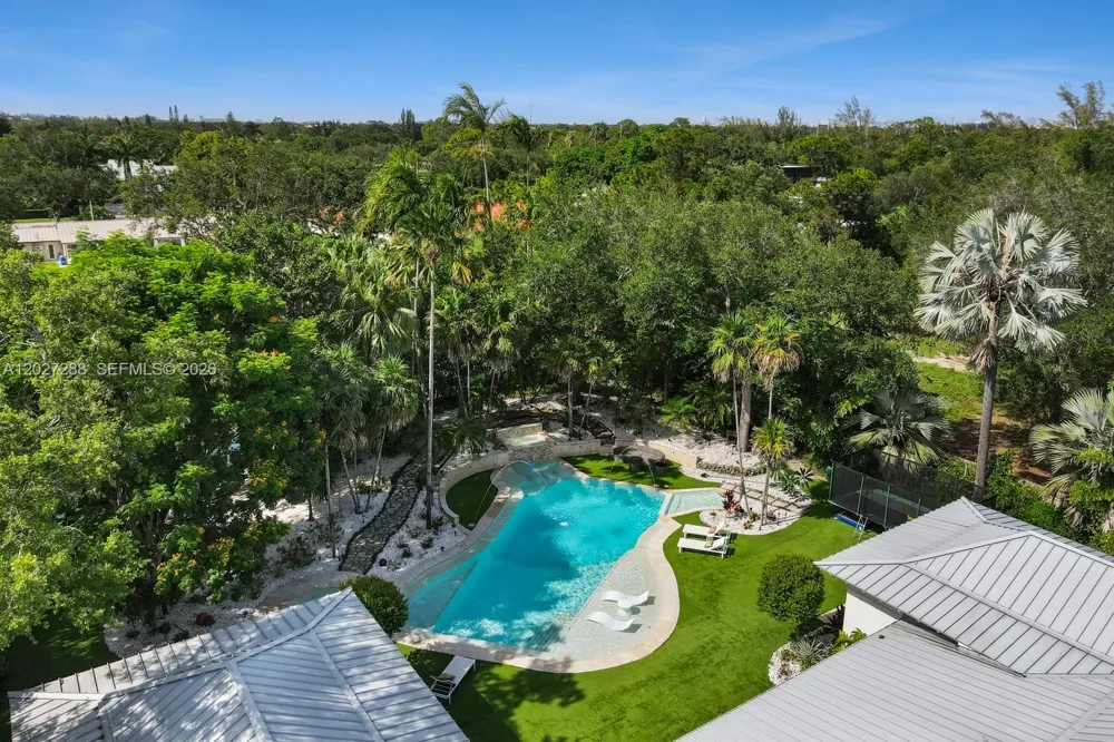 7101 SW 66th St Miami, FL 33143