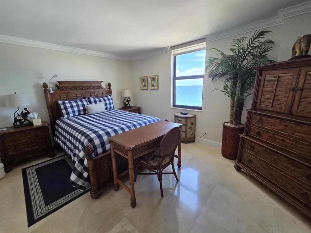 1000 S OCEAN BOULEVARD #8A Pompano Beach, FL 33062