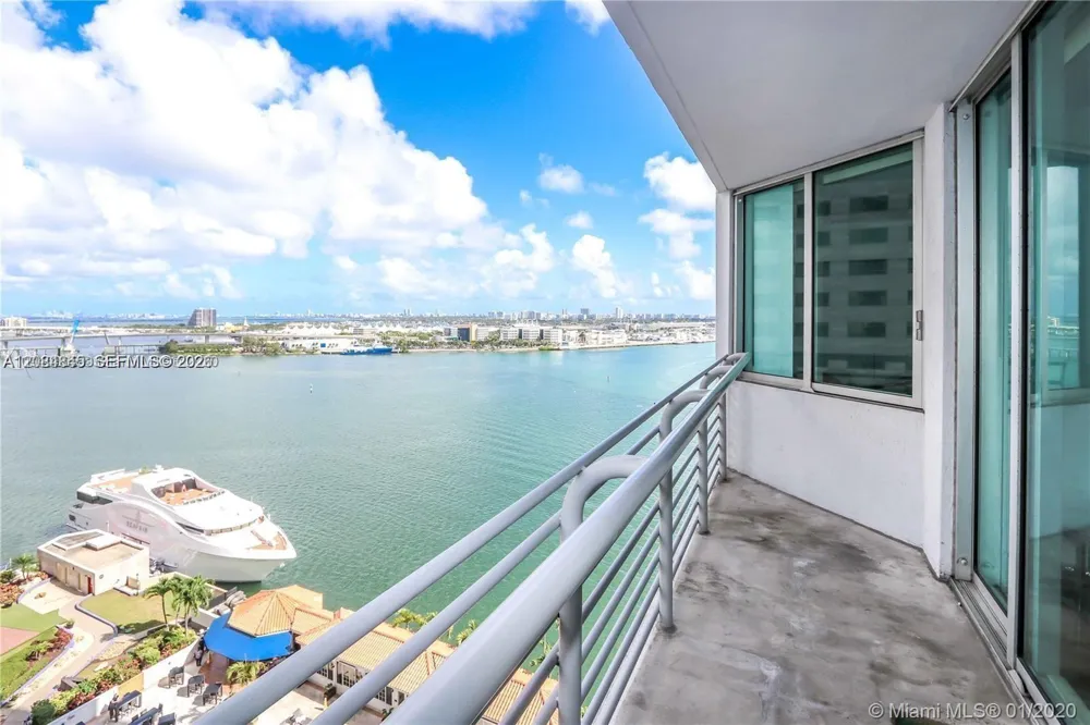 335 S Biscayne Blvd #2506 Miami, FL 33131