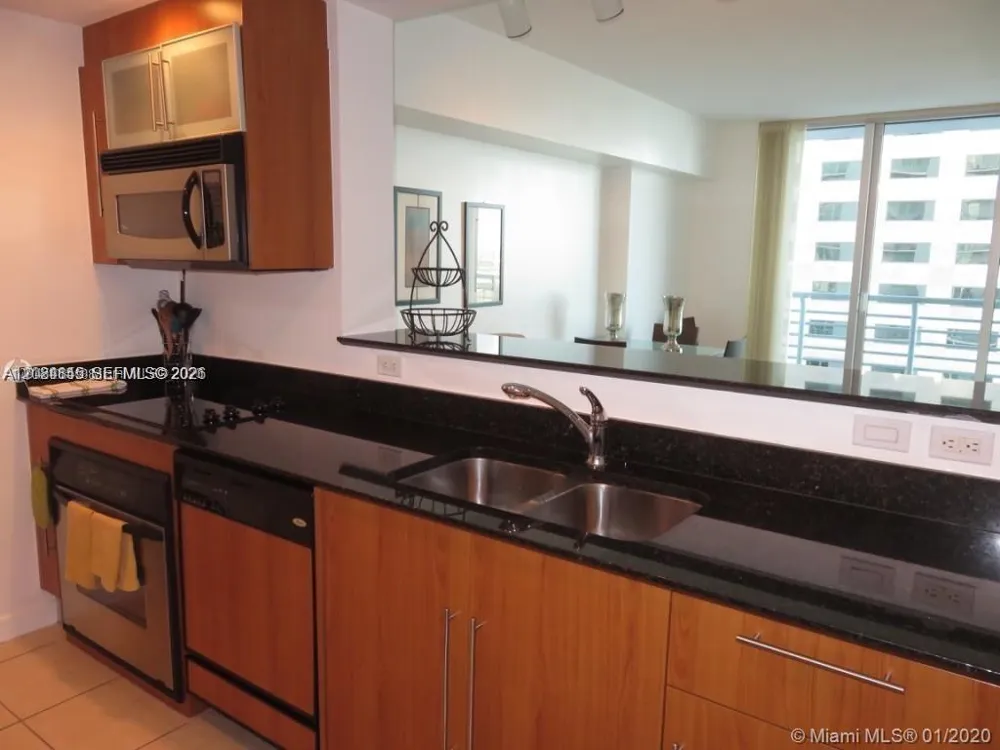335 S Biscayne Blvd #2506 Miami, FL 33131