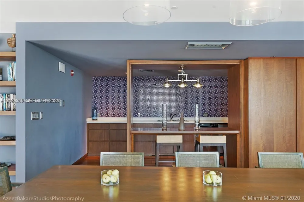 335 S Biscayne Blvd #2506 Miami, FL 33131