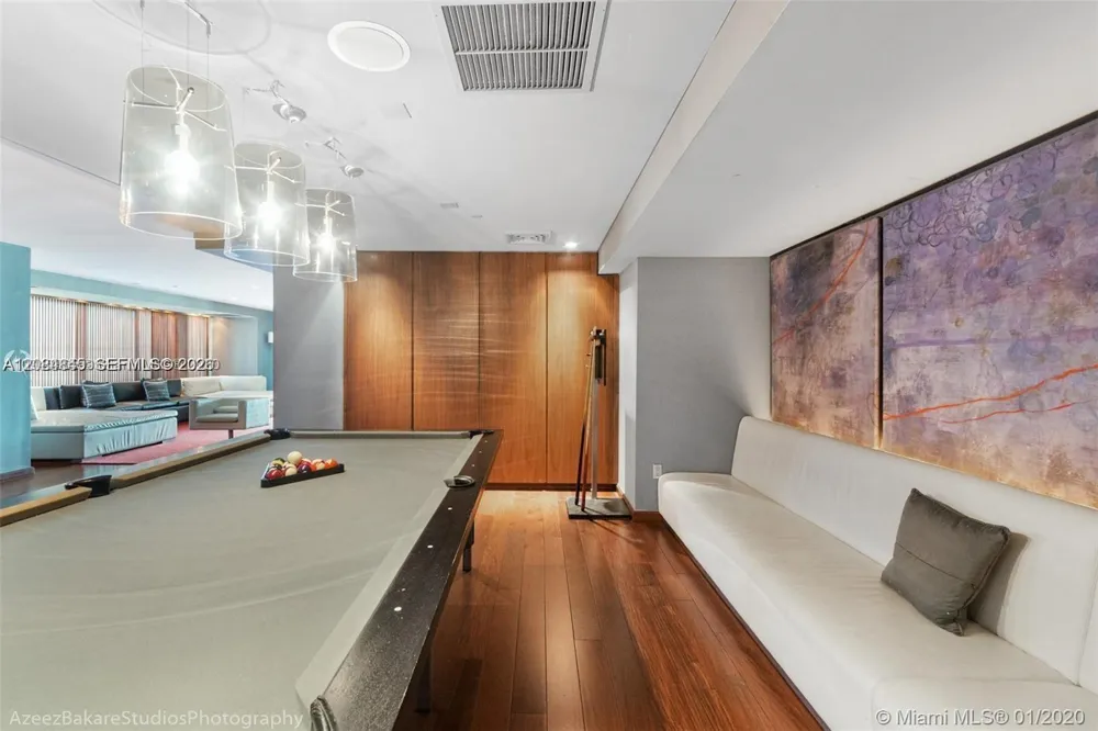 335 S Biscayne Blvd #2506 Miami, FL 33131