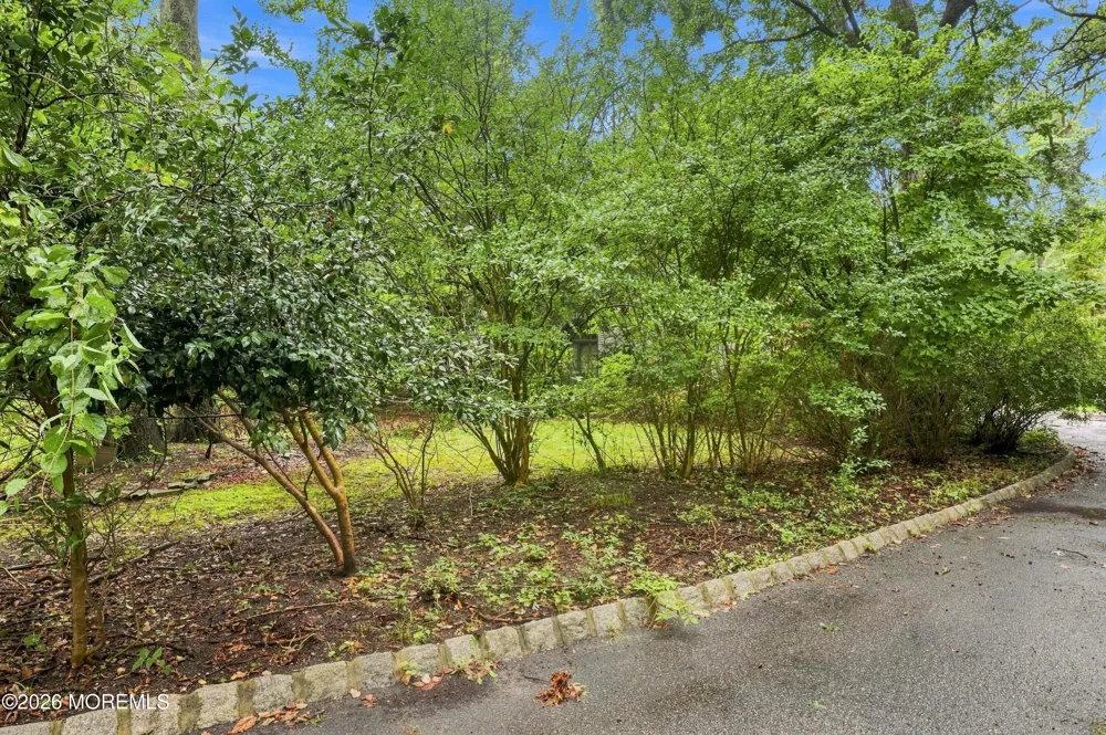 1180 Cynthia Lane Toms River, NJ 08755