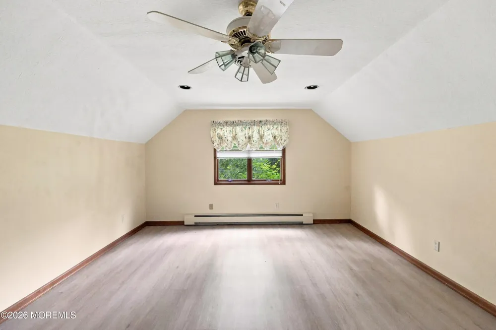 1180 Cynthia Lane Toms River, NJ 08755